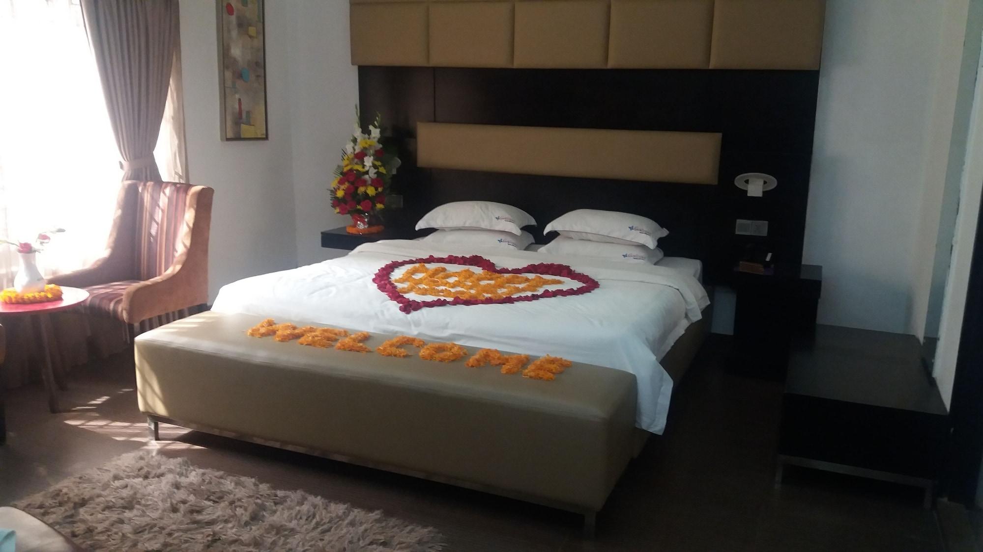Galesia Hotel & Resort - Dhaka Bagian luar foto