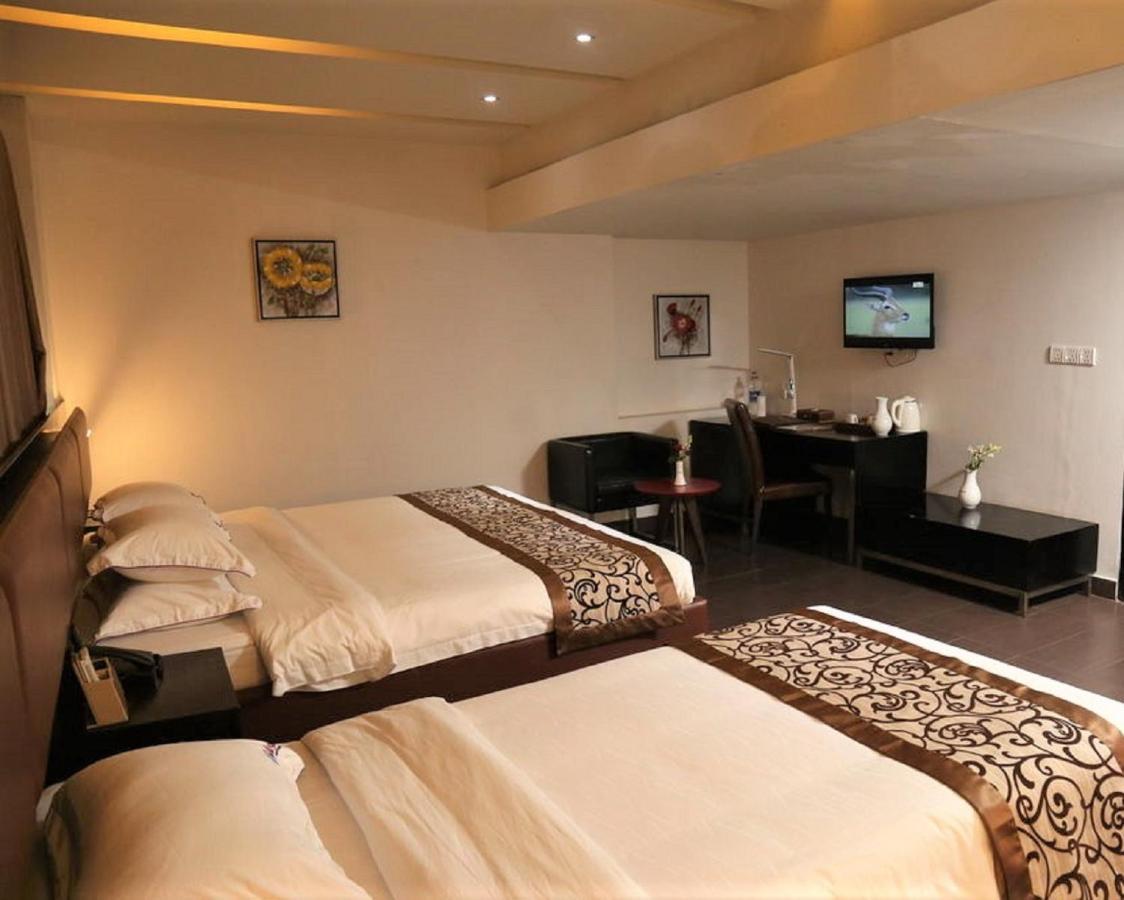 Galesia Hotel & Resort - Dhaka Bagian luar foto