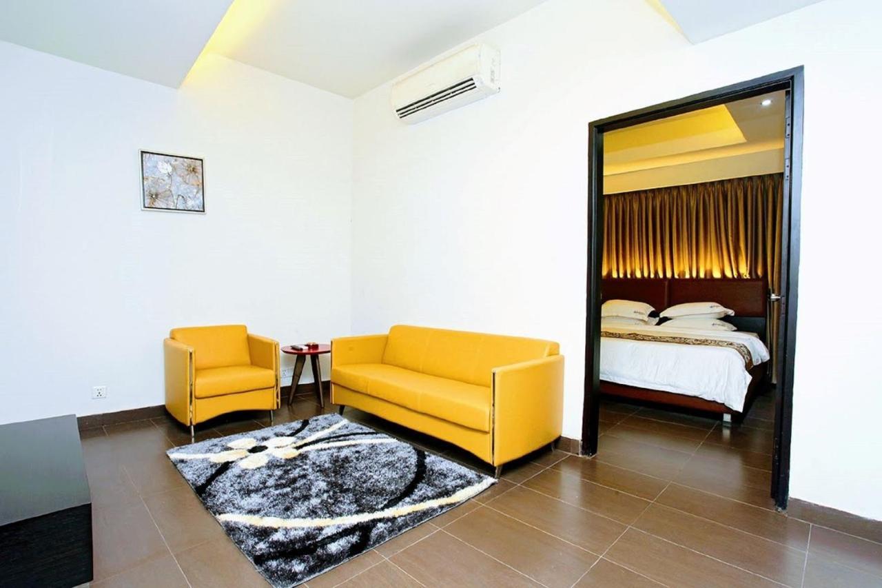 Galesia Hotel & Resort - Dhaka Bagian luar foto
